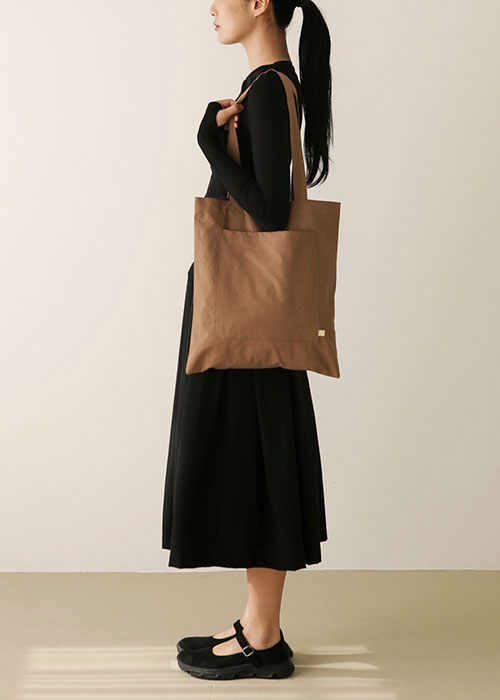 Pocket Bag in Brown